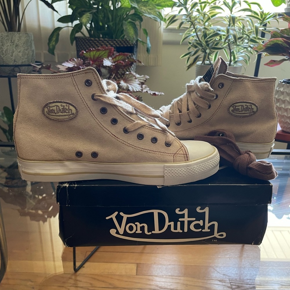 Von Dutch High Top Sneakers (Never Worn)